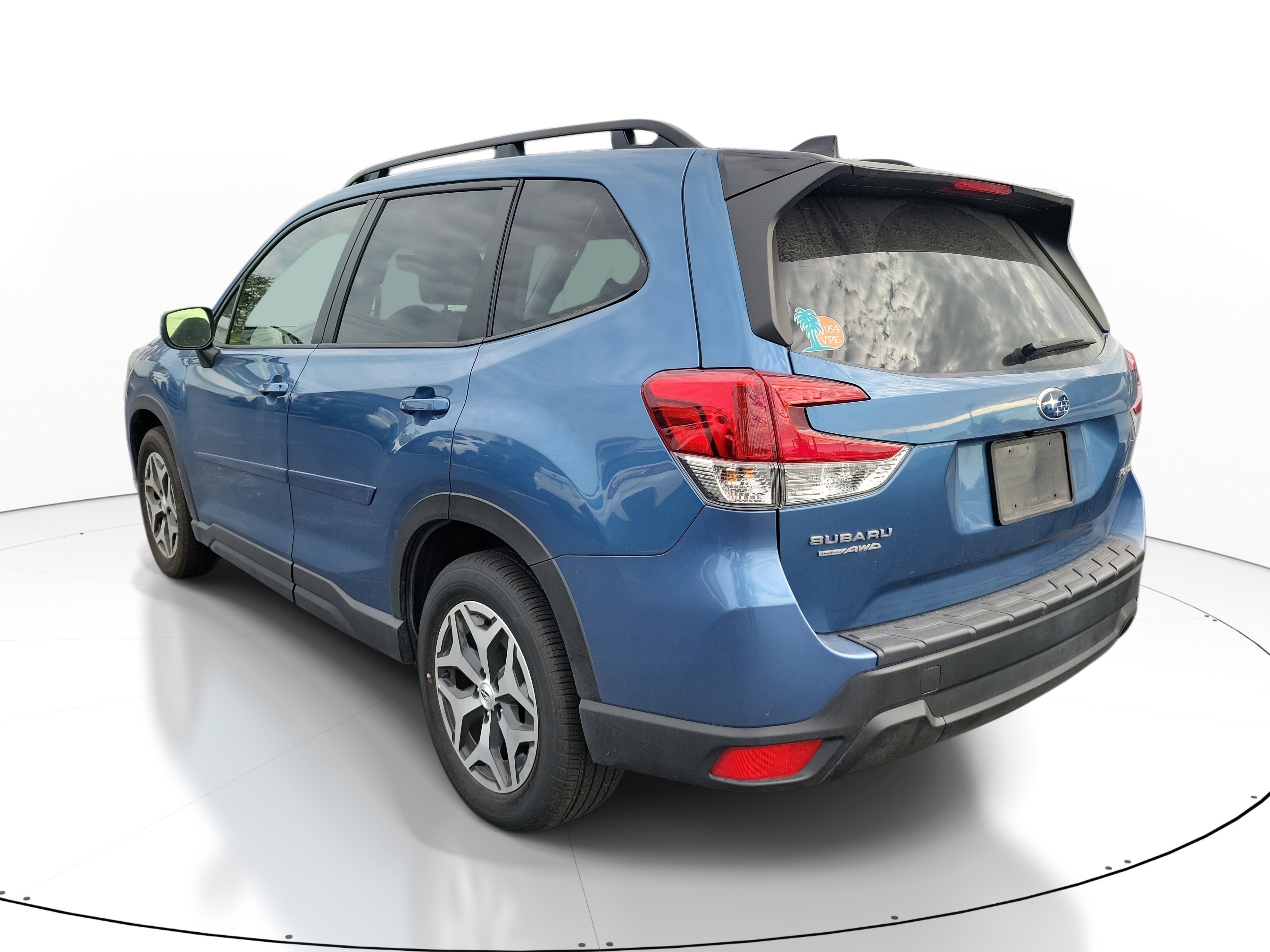 Used 2024 Subaru Forester Premium image 6