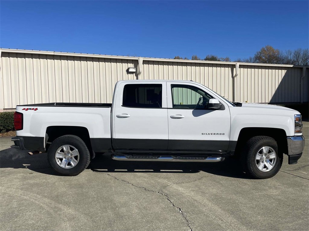 Used 2018 Chevrolet Silverado 1500 LT w/ All Star Edition image 2