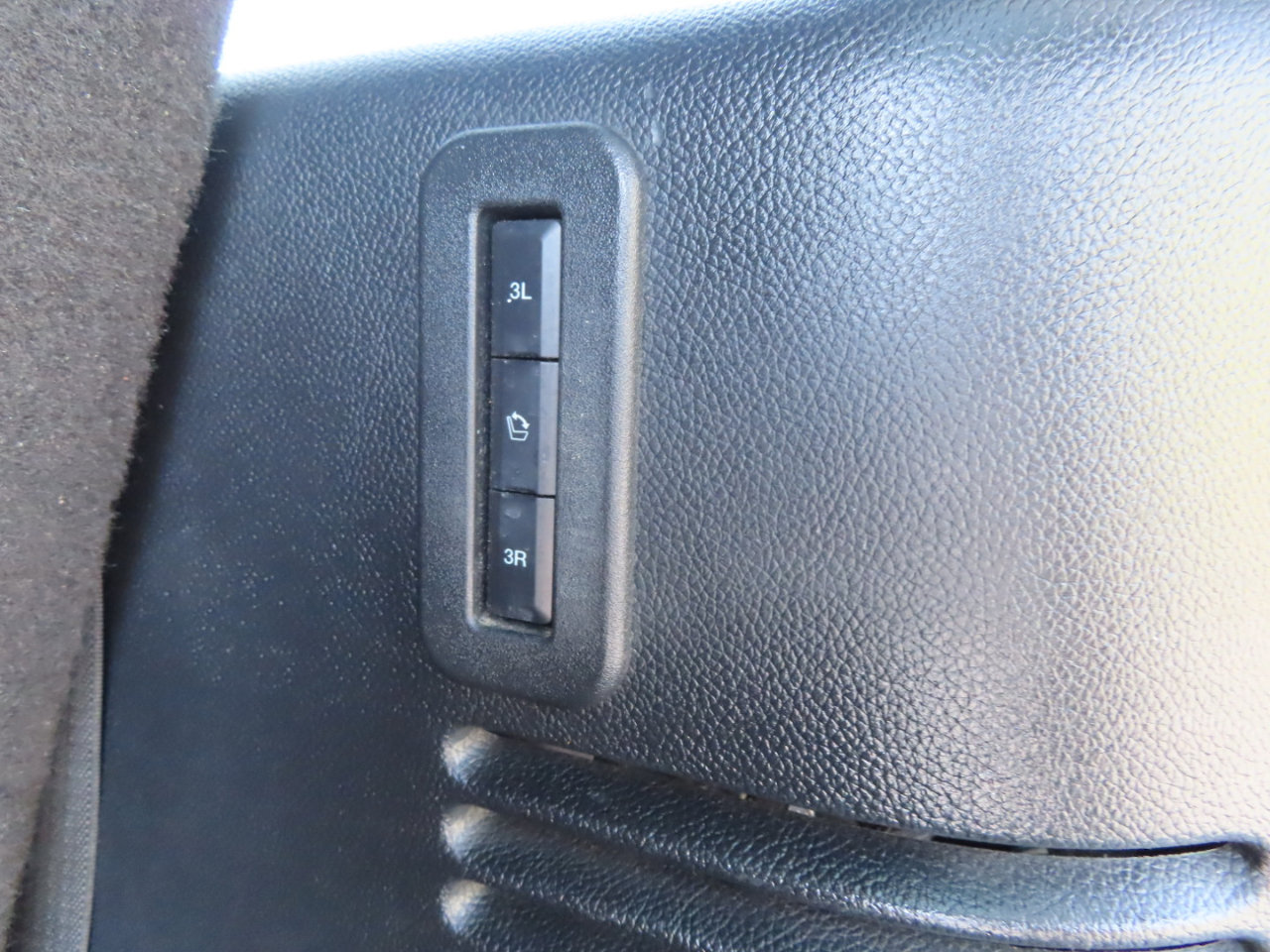 Used 2016 Ford Expedition Platinum image 48