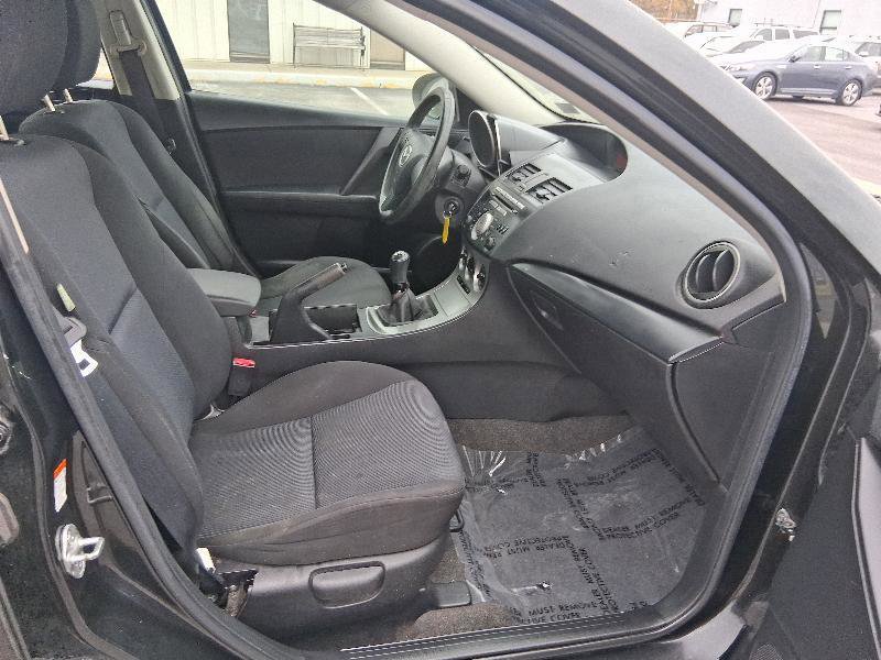 Used 2010 MAZDA MAZDA3 i Sport FWD image 20