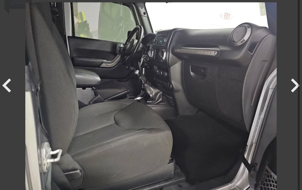 Used 2018 Jeep Wrangler Sport AWD/4WD image 11