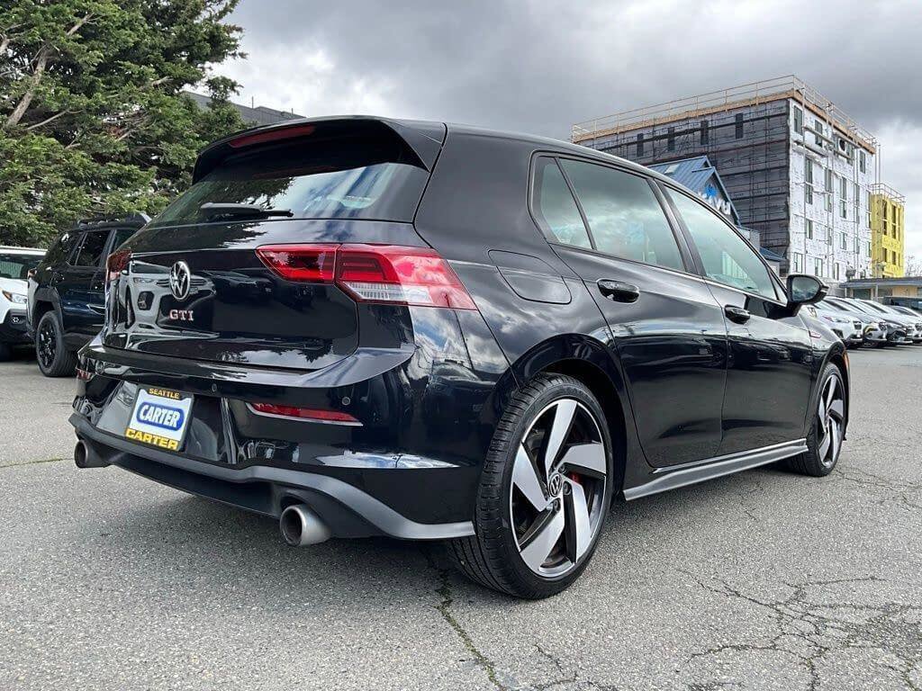 Used 2022 Volkswagen GTI S image 8