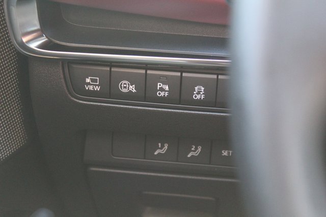 New 2026 MAZDA MAZDA3 Hatchback w/Premium Plus Pkg image 18