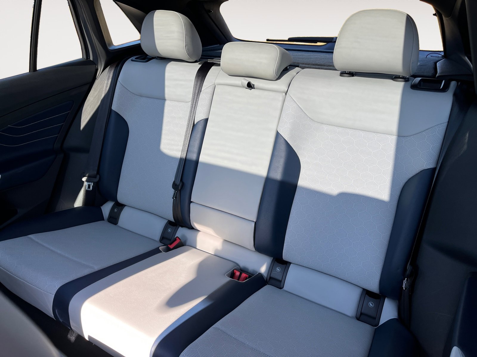 Certified 2023 Volkswagen ID.4 Pro S image 16