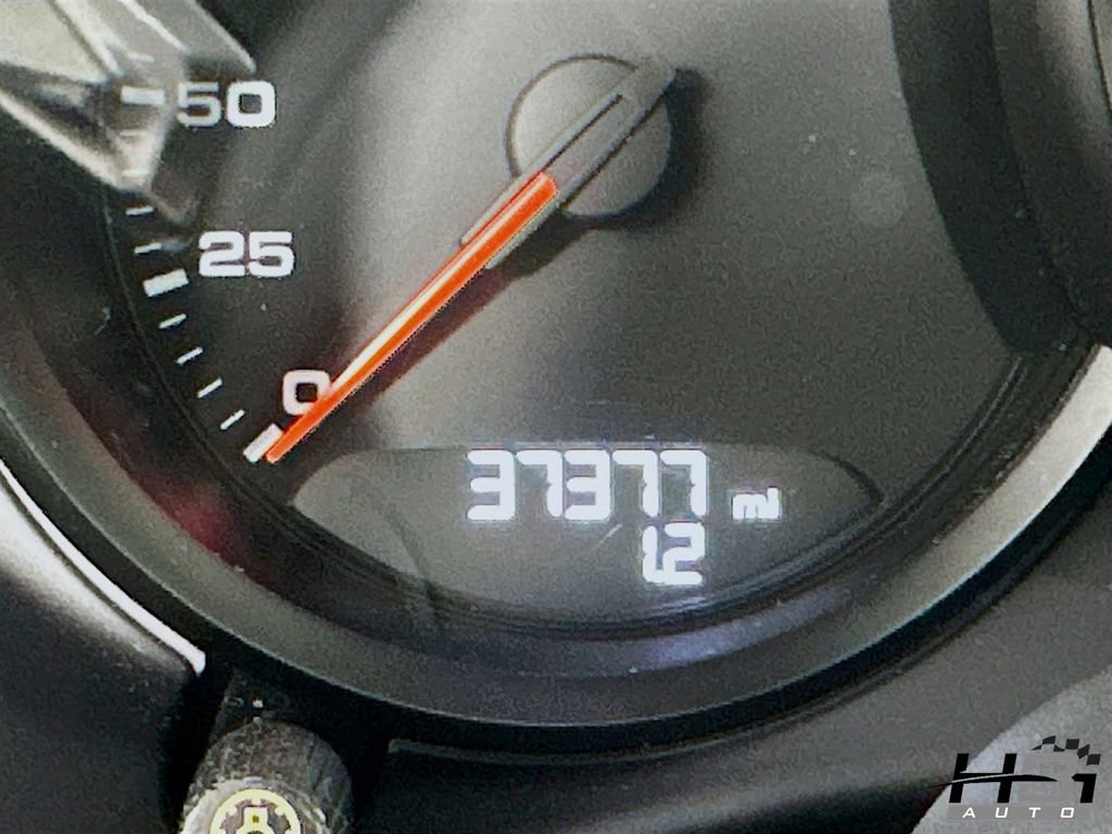 Used 2019 Porsche 718 Boxster image 11