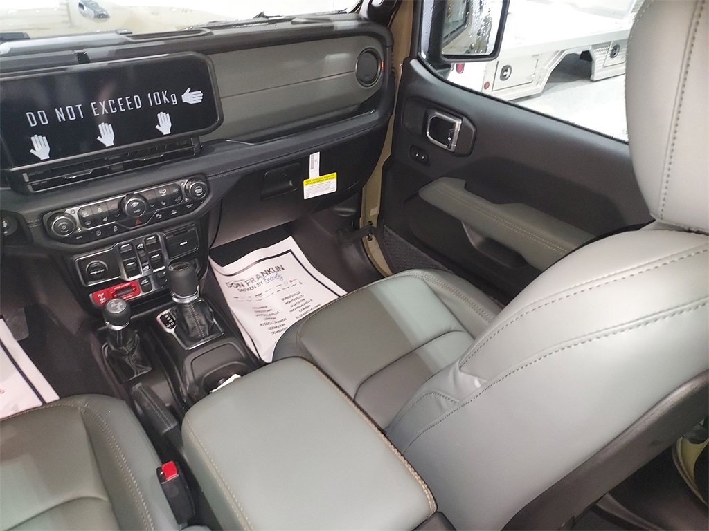 New 2026 Jeep Gladiator Mojave image 11