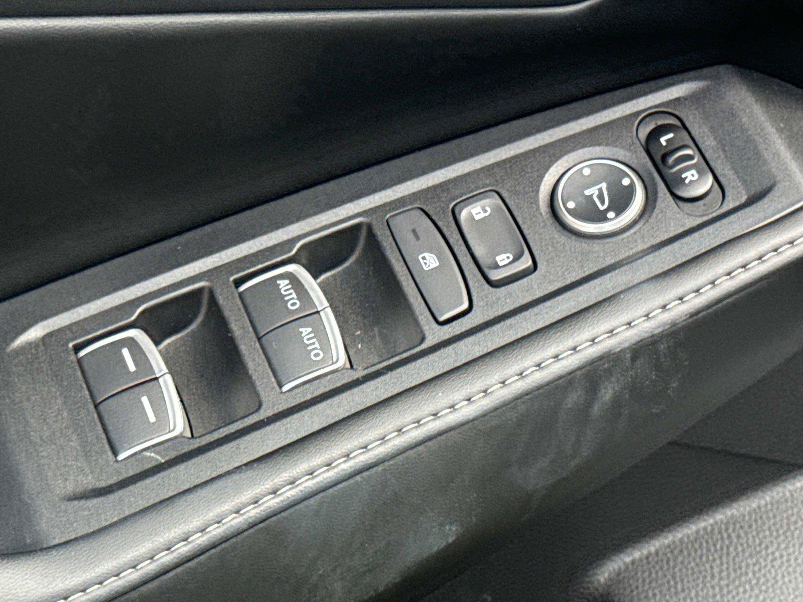 Certified 2023 Honda Accord Sport image 17
