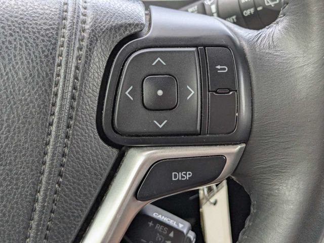 Used 2014 Toyota Highlander Plus AWD/4WD image 25