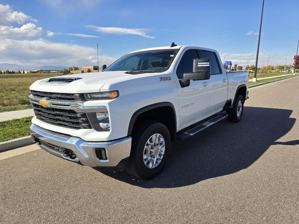 Used 2024 Chevrolet Silverado 2500 LT