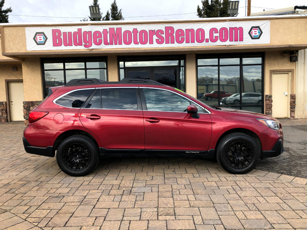 Used 2019 Subaru Outback 2.5i Premium image 1