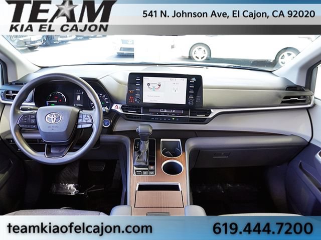 Used 2022 Toyota Sienna LE FWD image 19