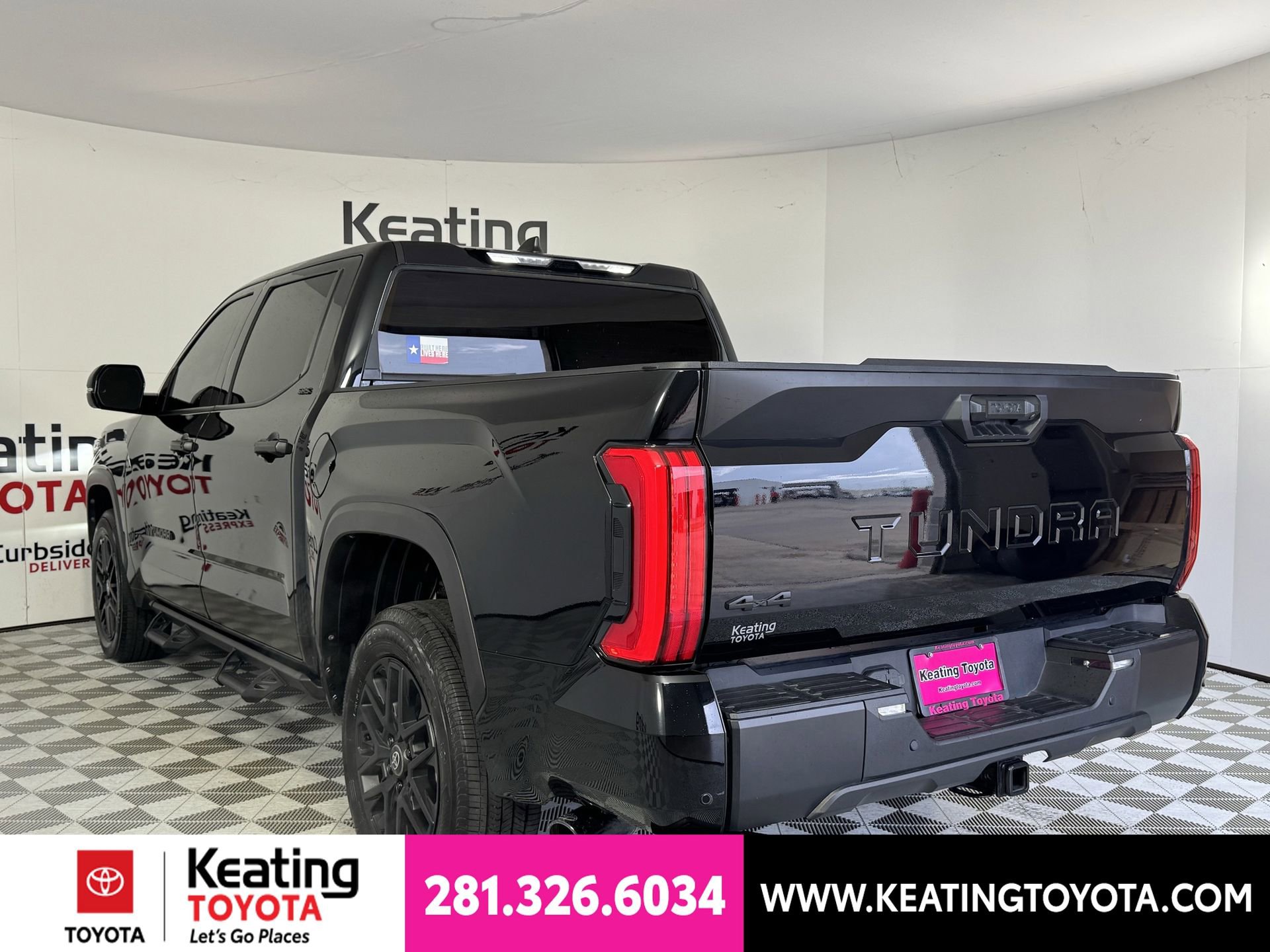 Used 2024 Toyota Tundra SR5 w/ SR5 Convenience Package AWD/4WD image 7