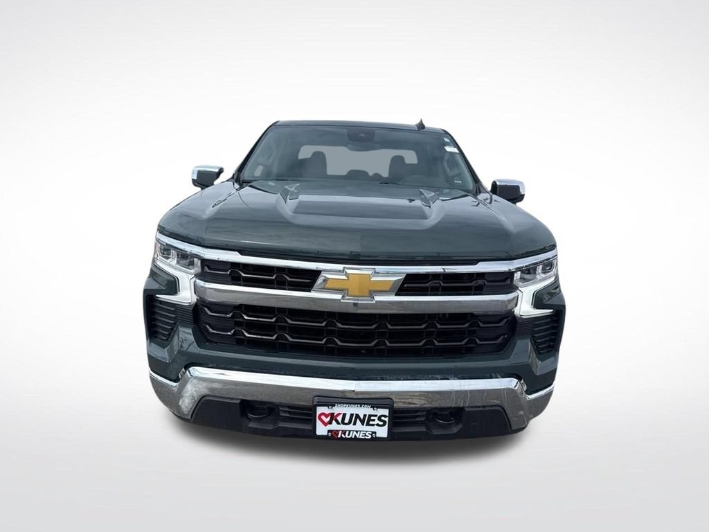 Used 2025 Chevrolet Silverado 1500 LT AWD/4WD image 8
