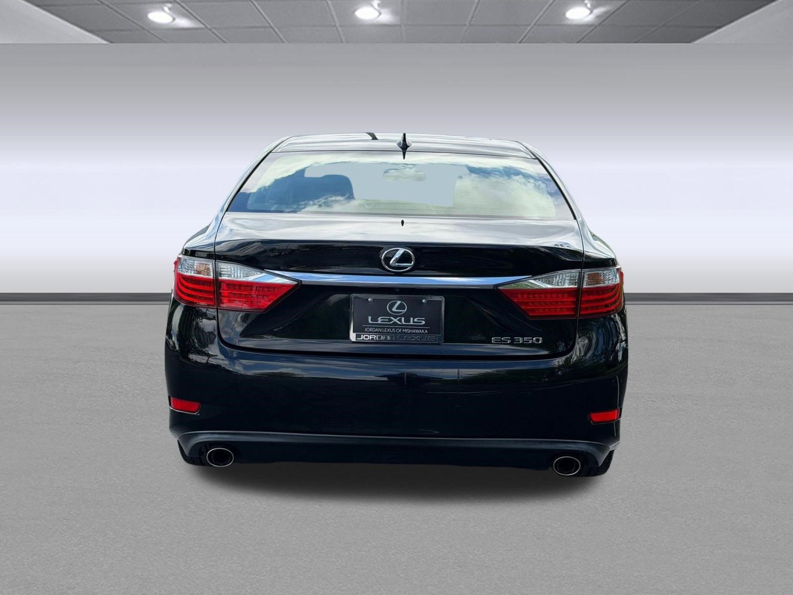 Used 2015 Lexus ES 350 w/ Premium Package FWD image 9