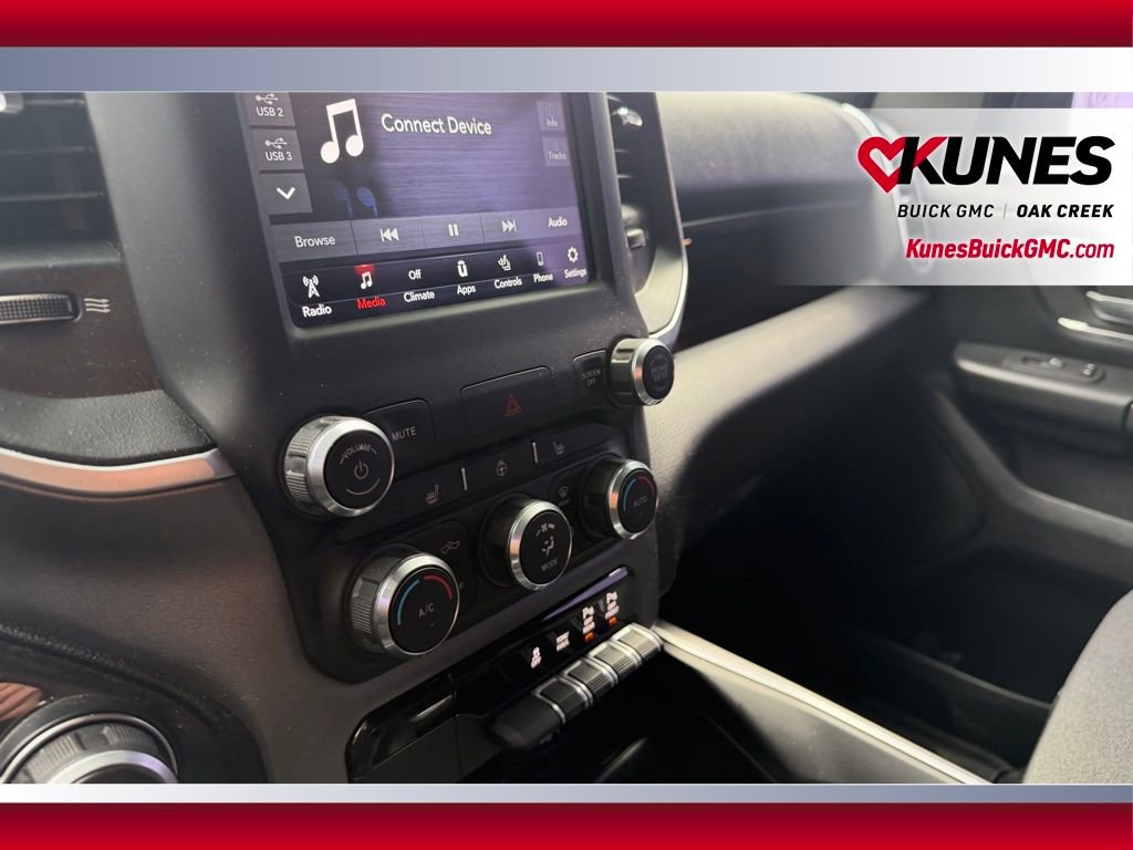 Used 2020 RAM 1500 Big Horn AWD/4WD image 13