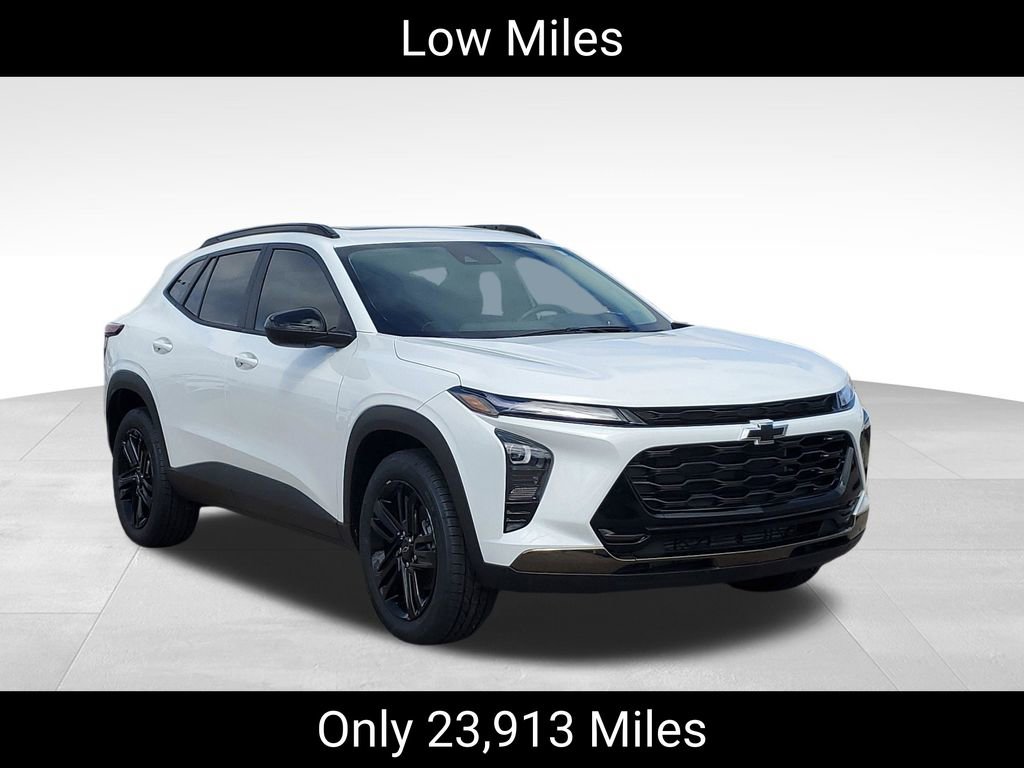 Certified 2024 Chevrolet Trax ACTIV w/ Sunroof Package FWD image 2