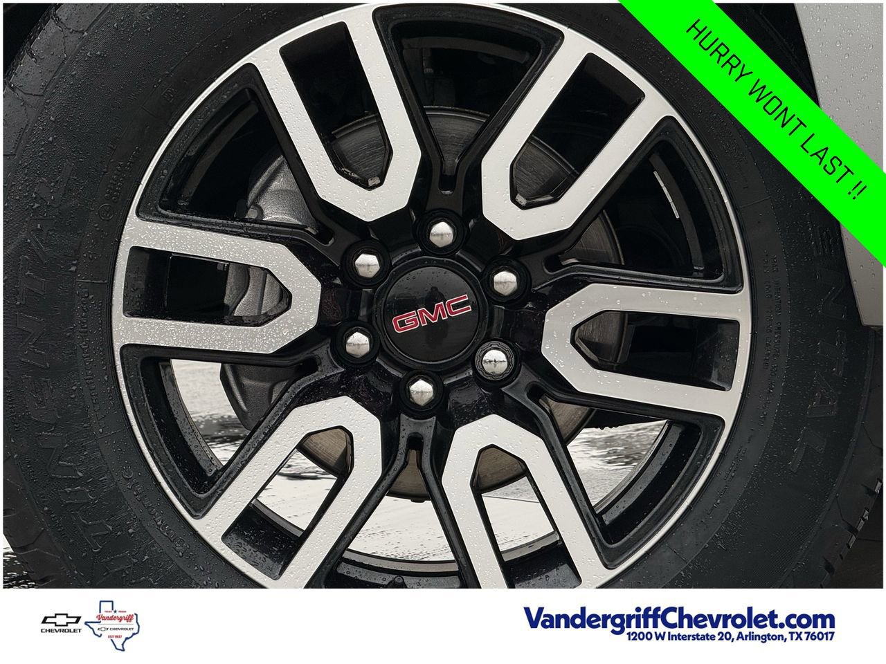 Certified 2024 GMC Yukon AT4 w/ Technology Package AWD/4WD image 8