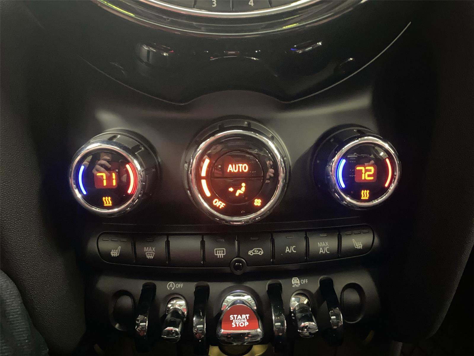 Used 2020 MINI Cooper 4-Door Hardtop FWD image 21