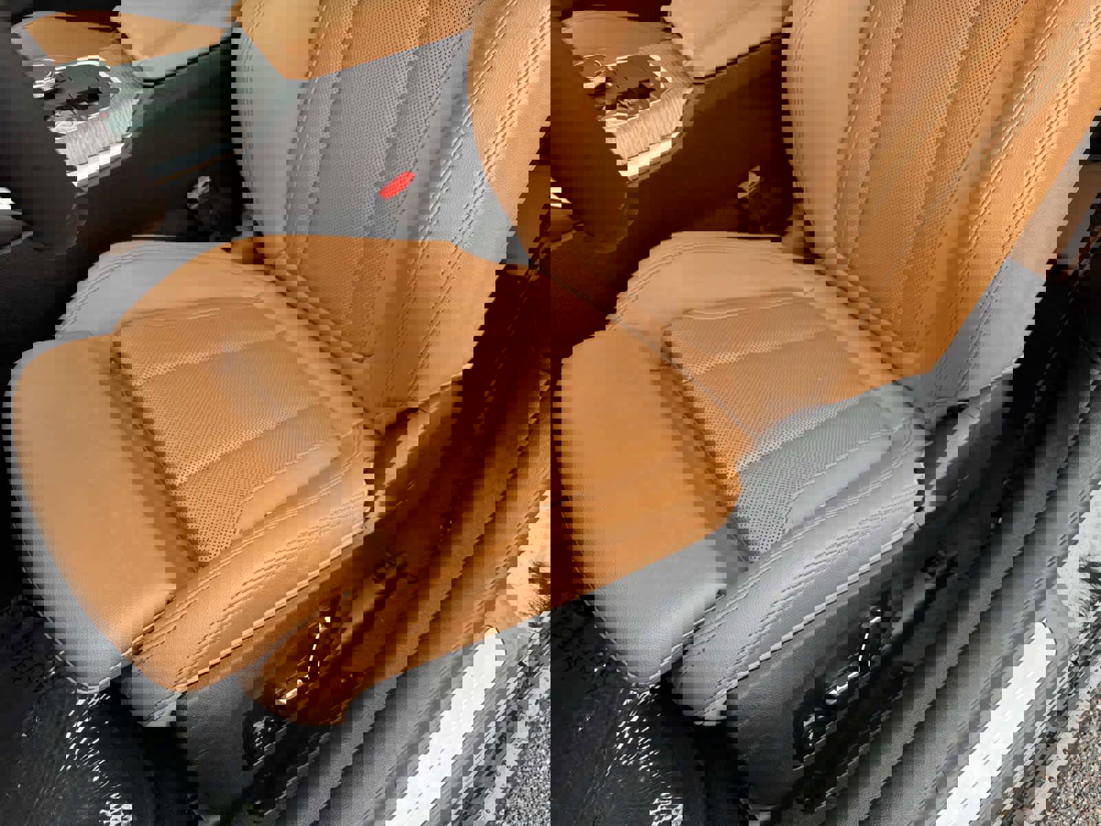 Certified 2025 BMW 430i Coupe w/ Convenience Package image 15