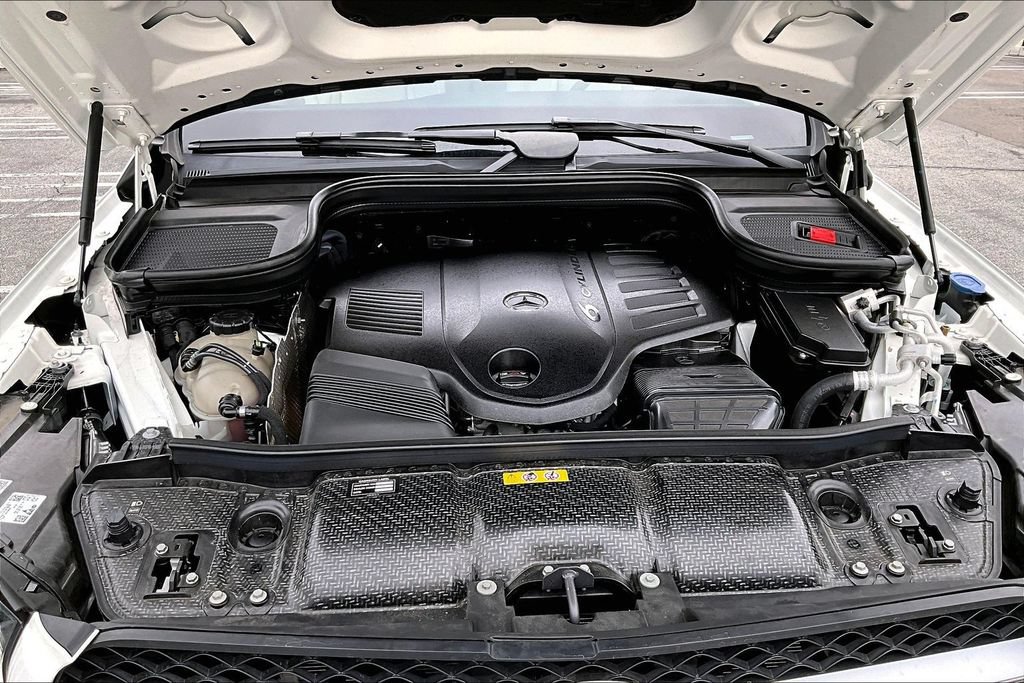 Used 2023 Mercedes-Benz GLS 450 4MATIC image 28