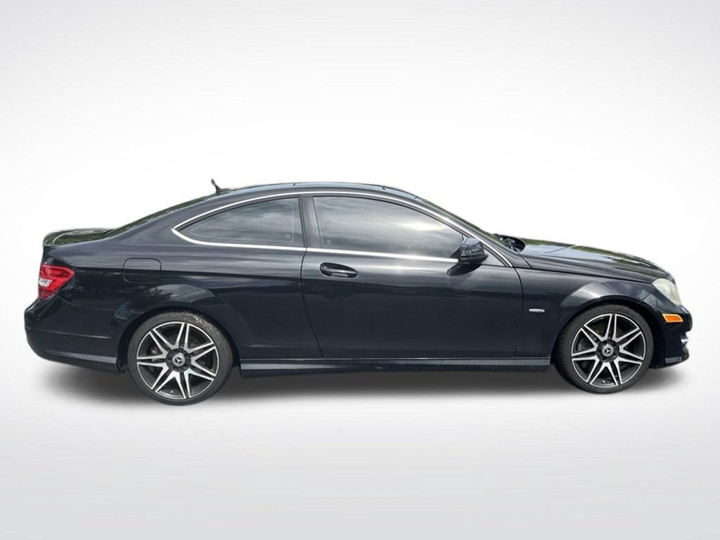 Used 2014 Mercedes-Benz C 250 Coupe image 7