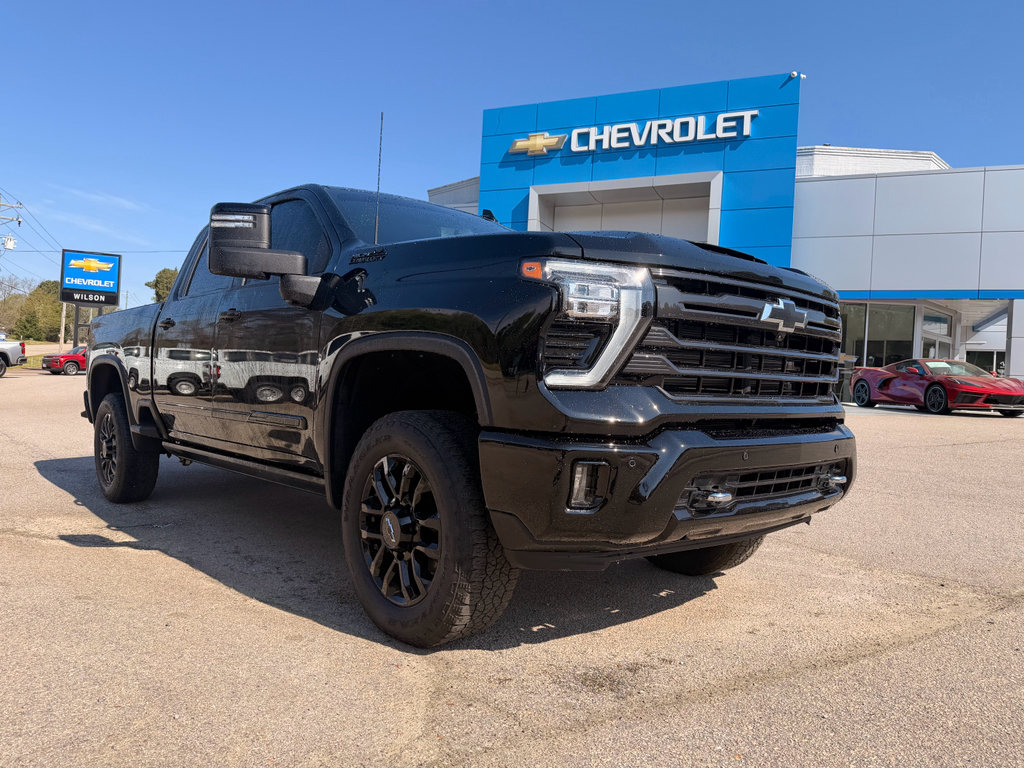 Used 2026 Chevrolet Silverado 2500 High Country w/ Midnight Edition AWD/4WD image 1