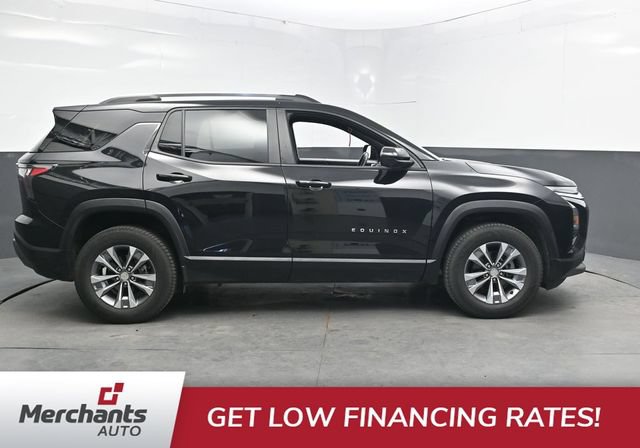 Used 2025 Chevrolet Equinox LT w/ Convenience Package II AWD/4WD image 9