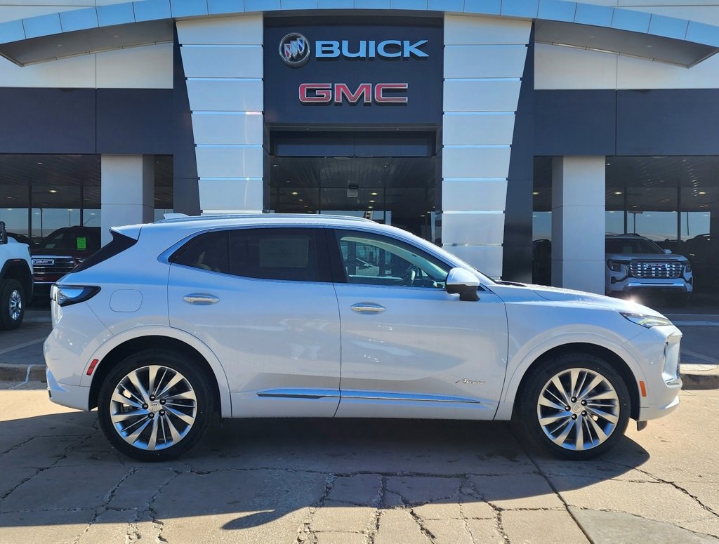 New 2026 Buick Envision Avenir image 3