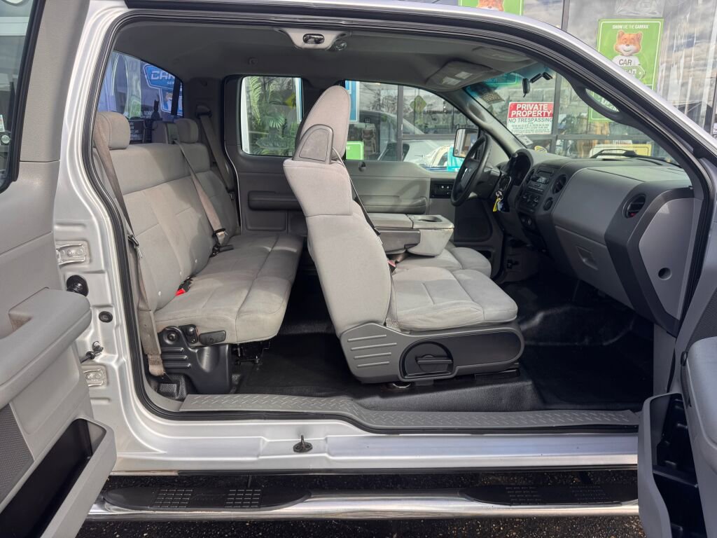 Used 2004 Ford F150 XL RWD image 20