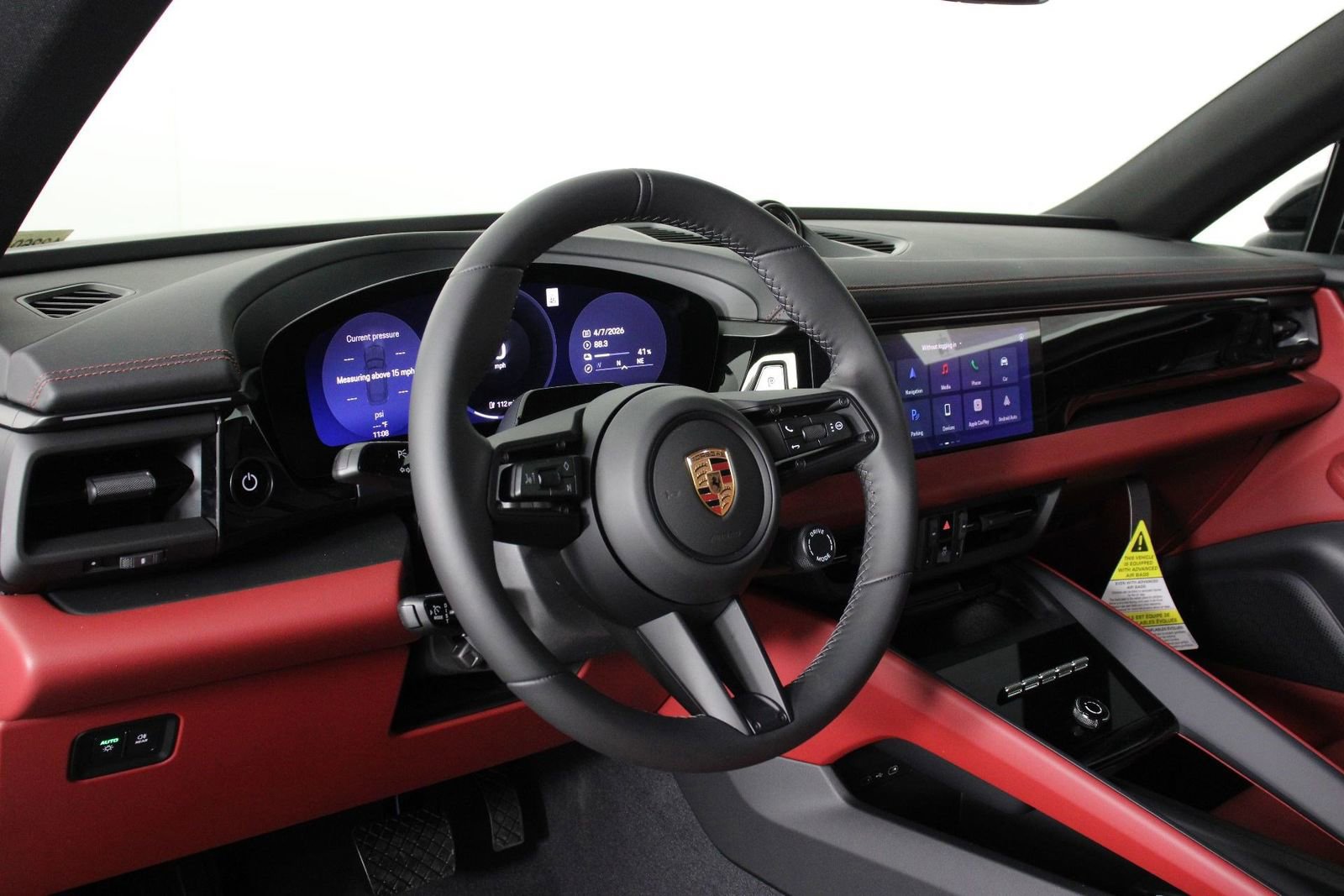 New 2026 Porsche Macan Electric RWD image 4