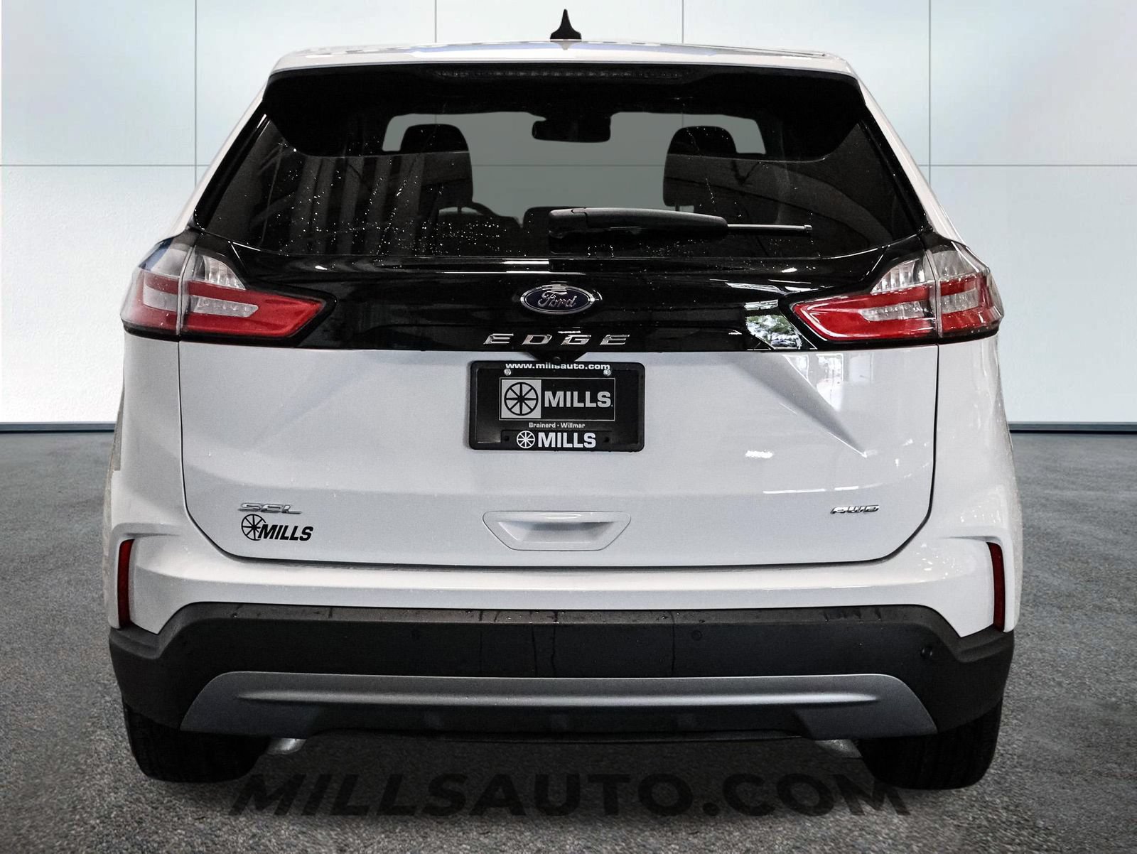 Used 2024 Ford Edge SEL w/ Convenience Package AWD/4WD image 6