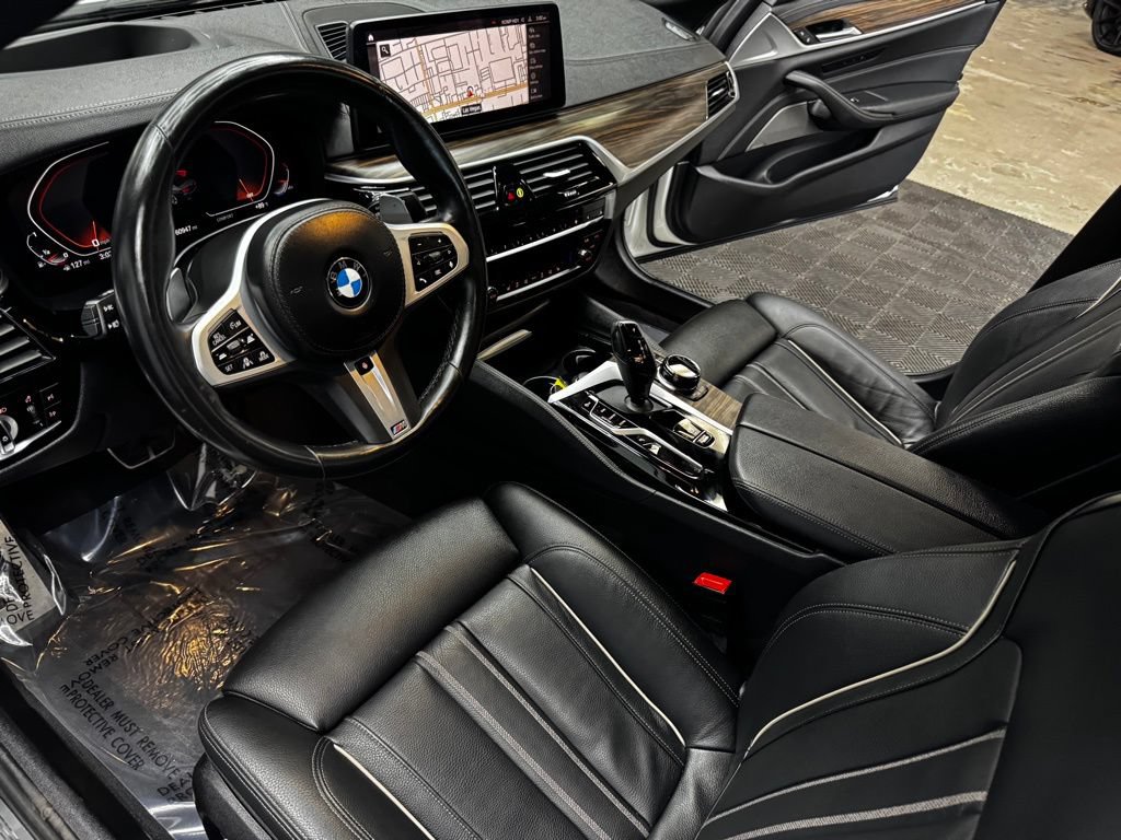 Used 2023 BMW M550i xDrive w/ Executive Package AWD/4WD image 33