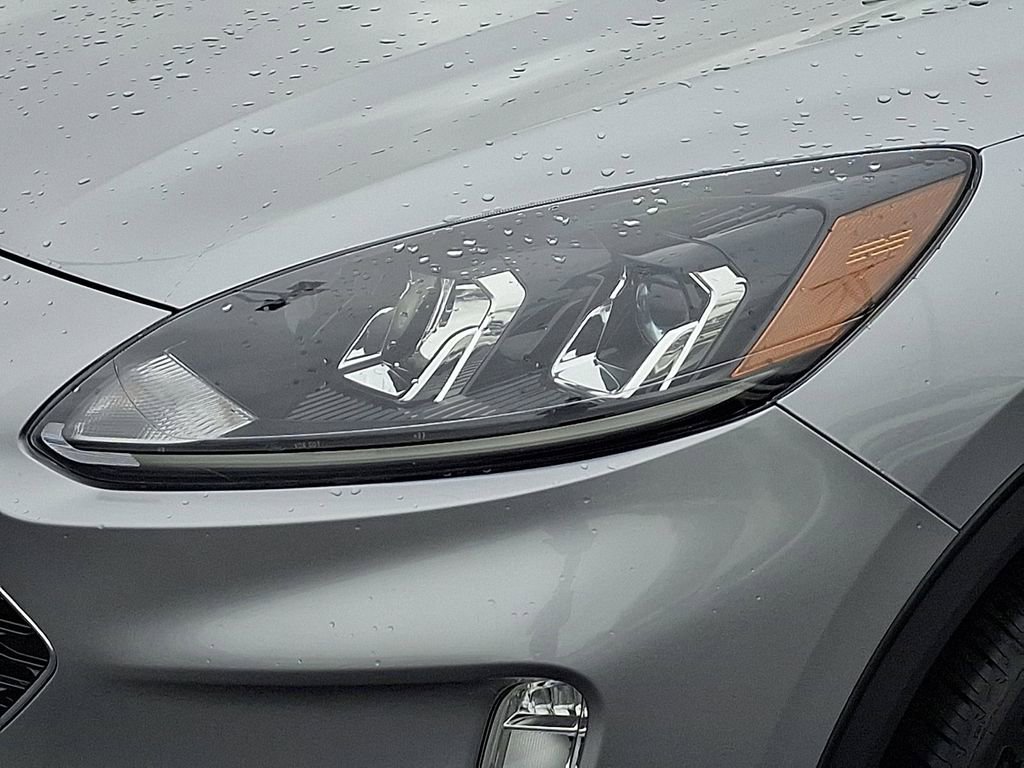 Certified 2022 Ford Escape SEL image 9