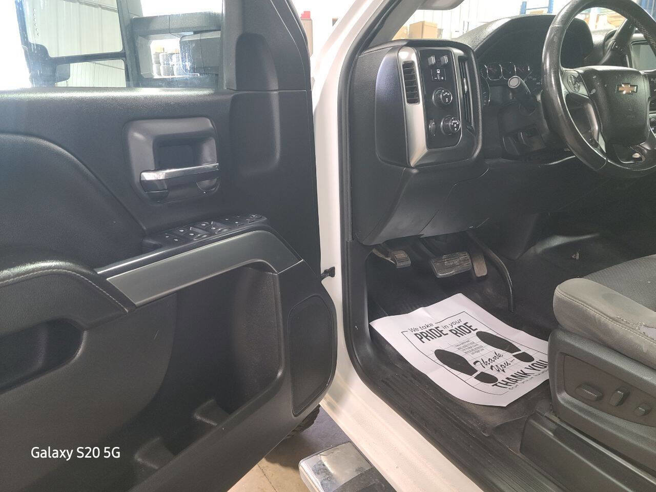 Used 2018 Chevrolet Silverado 2500 LT image 21