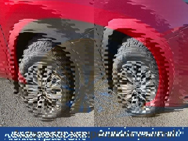 Used 2025 Toyota Highlander Platinum image 13