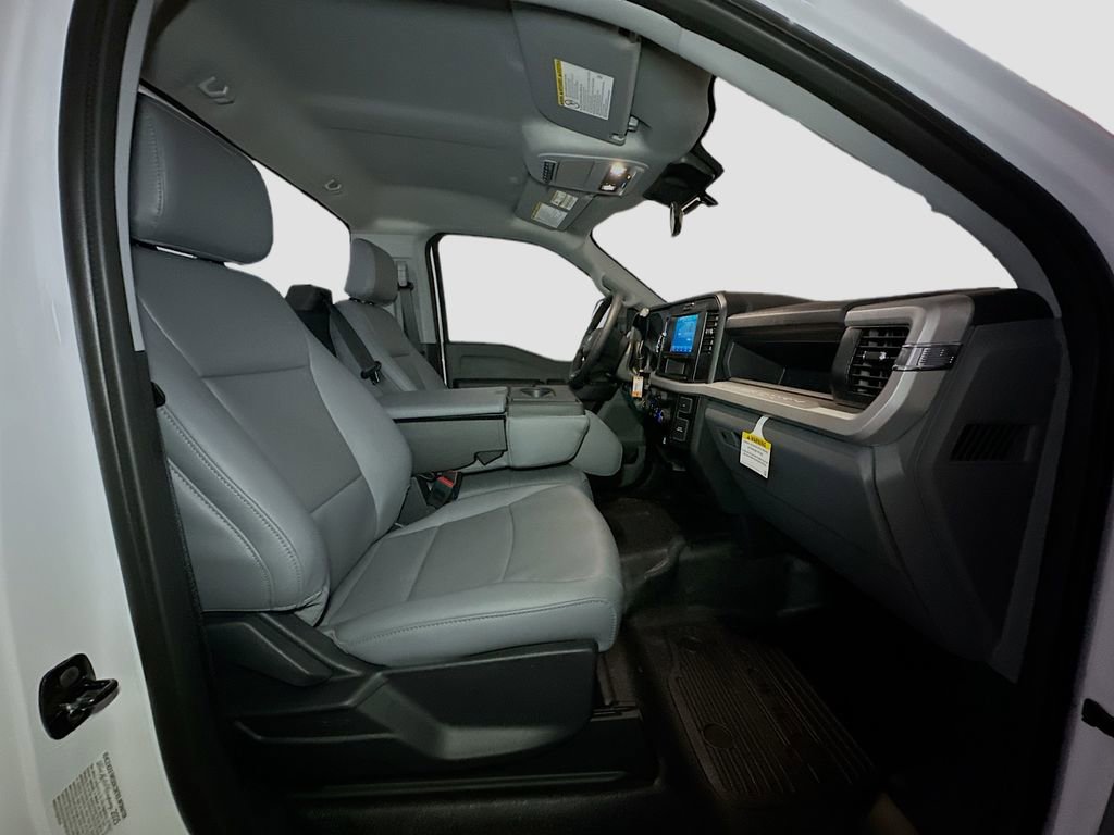 New 2026 Ford F350 XL w/ XL Chrome Package image 26