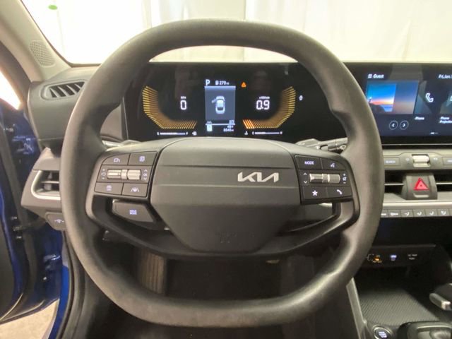 Used 2025 Kia K4 LXS image 21