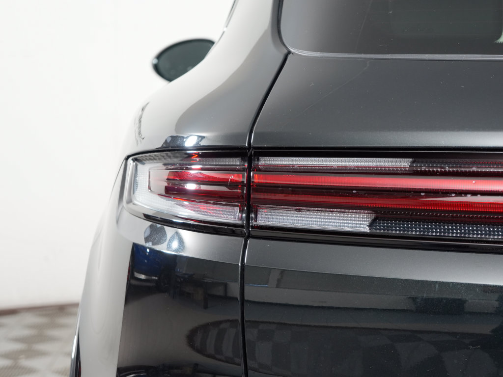New 2026 Porsche Cayenne S AWD/4WD image 12