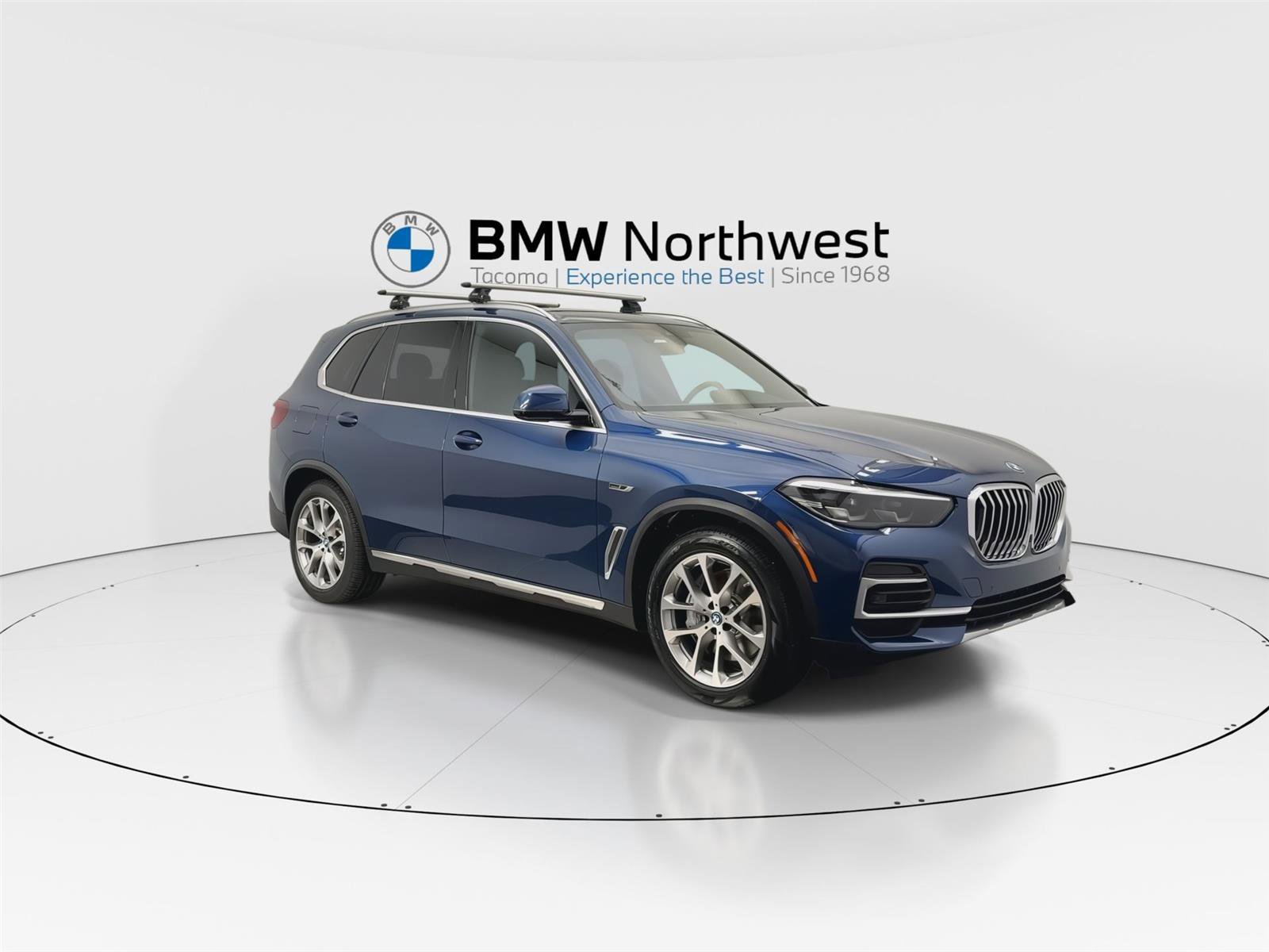 Used 2022 BMW X5 xDrive45e w/ Climate Comfort Package image 6