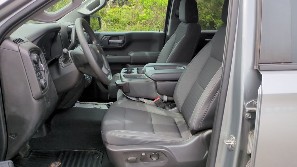 Used 2023 Chevrolet Silverado 1500 Custom image 11