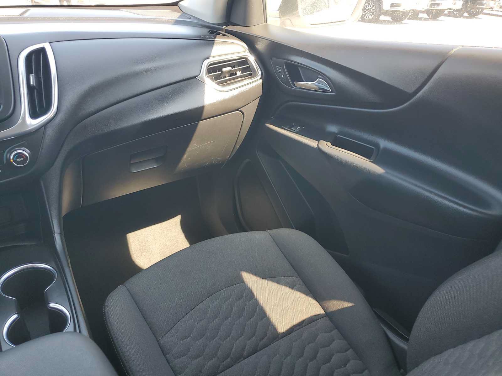 Used 2018 Chevrolet Equinox LT AWD/4WD image 25