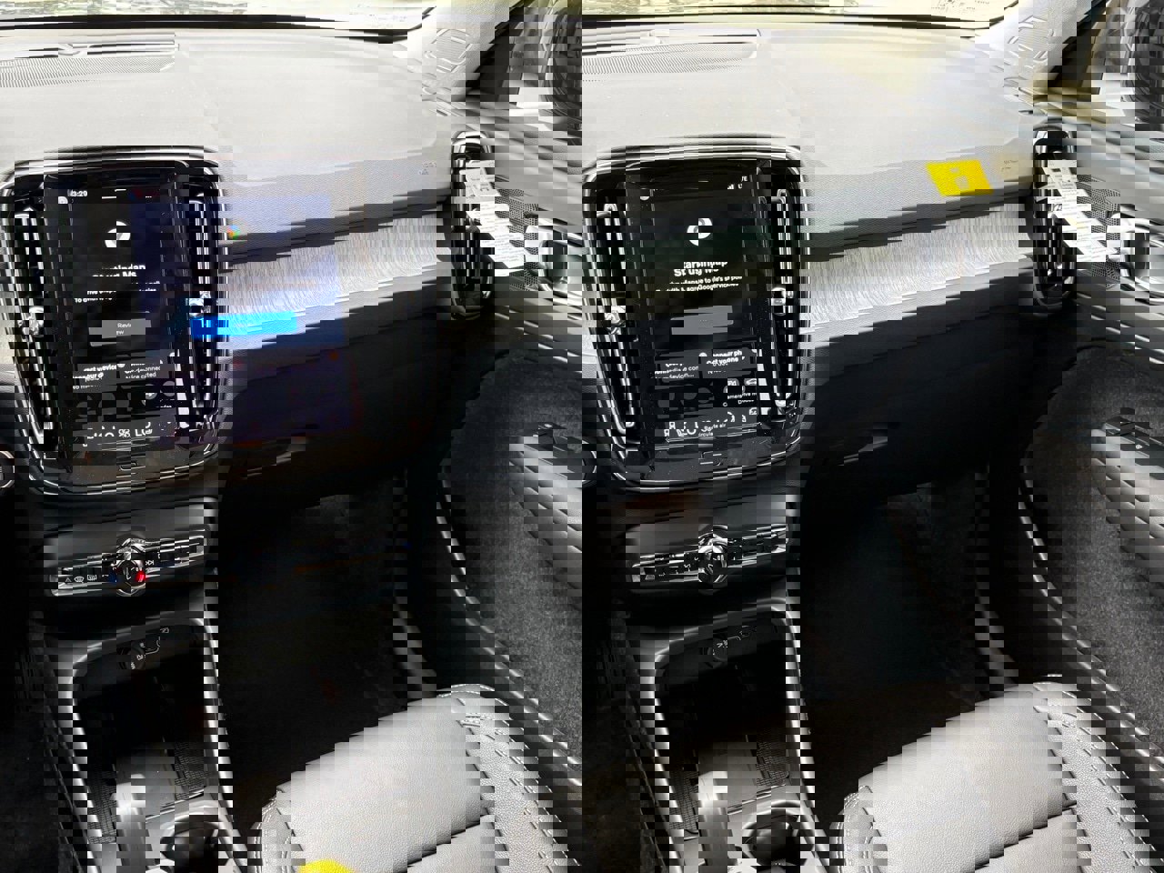 New 2026 Volvo XC40 B5 Core w/ Protection Package Premier image 12