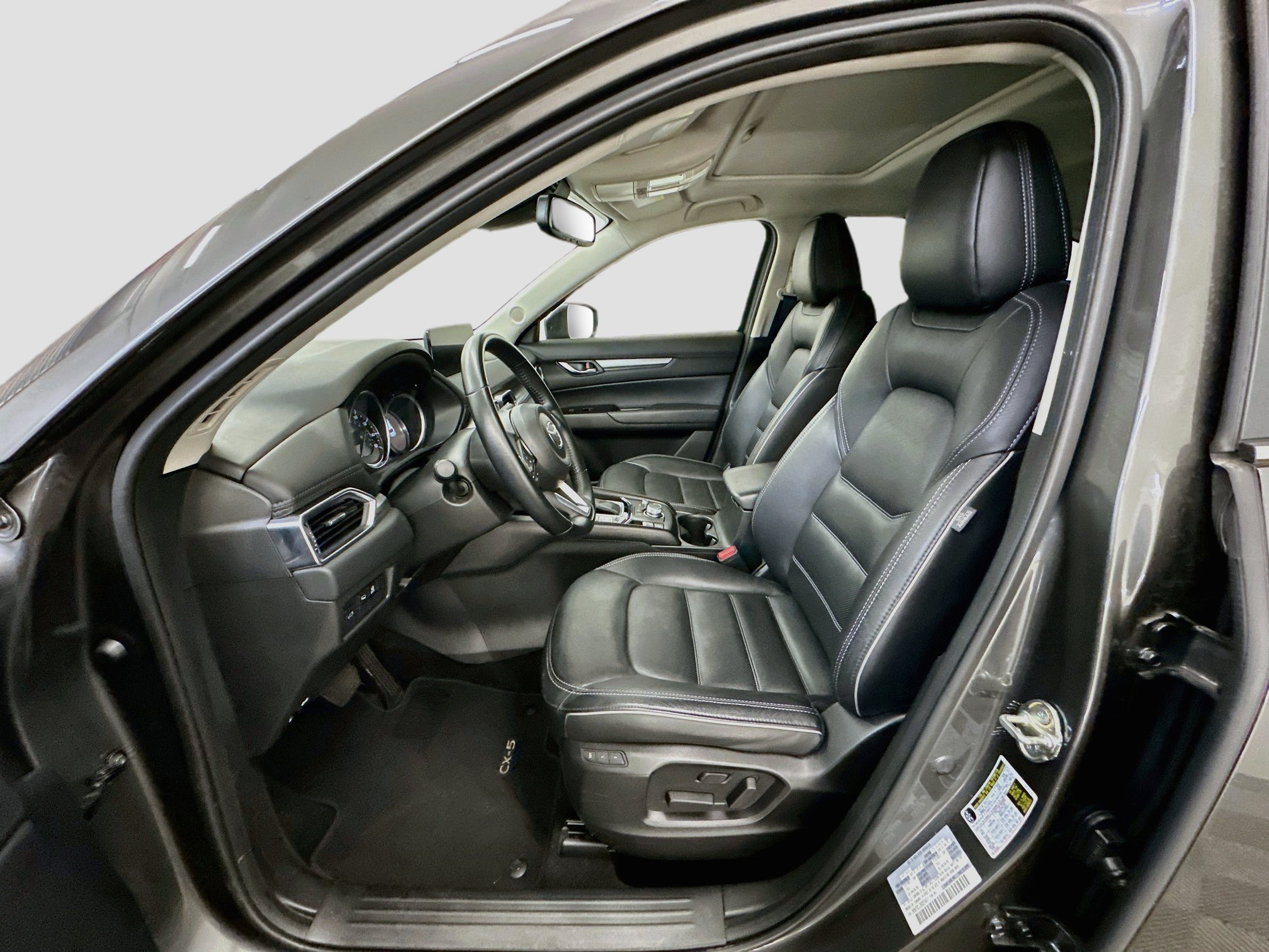 Used 2025 MAZDA CX-5 AWD 2.5 S w/ Preferred Package image 13