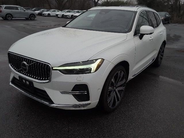 Used 2023 Volvo XC60 B5 Ultimate image 1