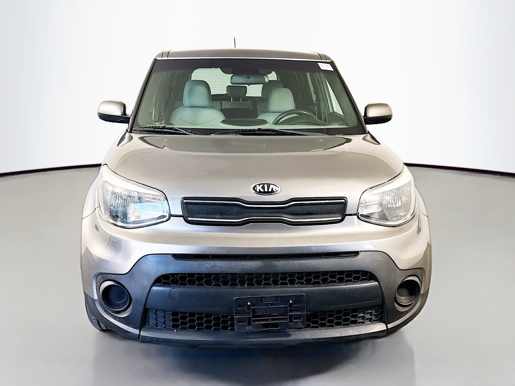 Used 2017 Kia Soul image 2