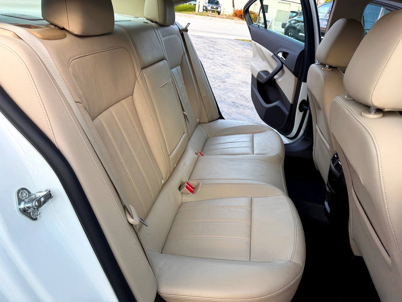 Used 2011 Buick Regal CXL Turbo FWD image 38