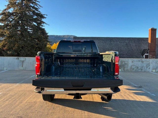 New 2026 Chevrolet Silverado 3500 LTZ w/ LTZ Convenience Package AWD/4WD image 8