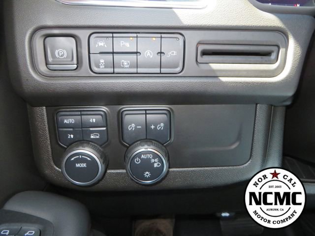 Used 2022 Chevrolet Tahoe RST w/ Luxury Package image 33