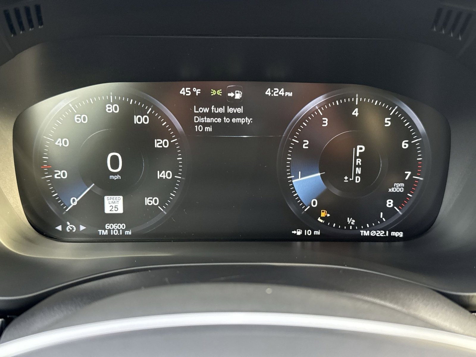 Used 2021 Volvo XC60 T5 Momentum image 17