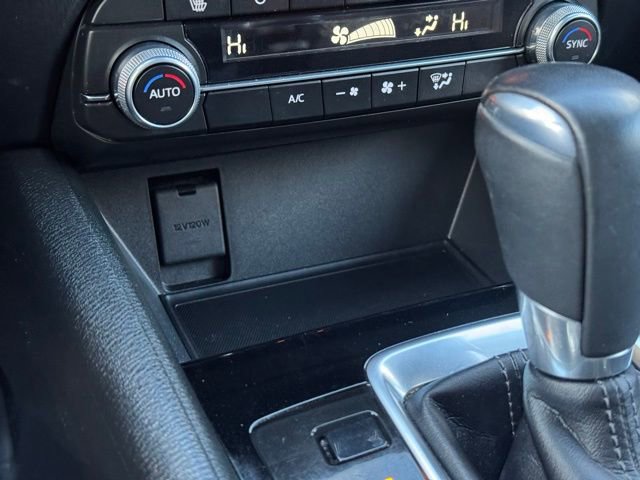 Used 2021 MAZDA CX-5 Touring image 12